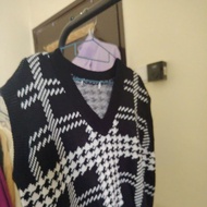 vest | knitwear premium