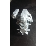 Monggo) R22 4 Cylinder Inline Engine Bay