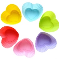 Set of 3 silicone cake molds in many designs