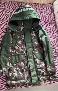 細碼猿人 Aape 迷彩羽絨 中褸 外套 原價$3699 90% down + 10% feather camouflage down coat