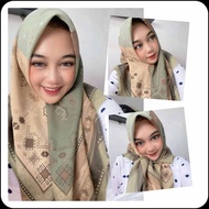 READY STOK HIJAB SEGI EMPAT MOTIF CANTIK WARNA SAGE GREEN BEST SELLER TERLARIS - KERUDUNG BY AURORA