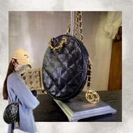 Chanel Vintage Lizard Skin Diamond Quilted Shoulder Bag In Black With Charm 極罕中古黑色蜥蜴皮單肩包