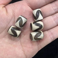 Tibetan Dzi Beads Tibetan Dzi Beads Three-Eyed Dzi Beads Loose Beads Three-Eyed Tiger Tooth Beads Dz
