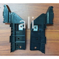 TOYOTA UNSER 2002 2003 FRONT BUMPER SIDE BRACKET / CLIP / CLIP TEPI / CLIP BUMPER NEW