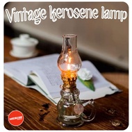 Lampu Minyak Tanah/ Pelita Minyak Tanah / Kerosene Lamp/Oil Lamp/Lampu Minyak Tanah Lama/Lampu Pelit