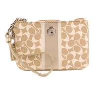 COACH 塗層帆布Pouch銀扣手拿包