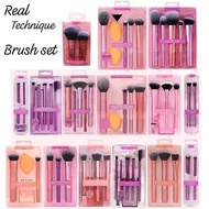 Real Technique Travel Fantasy Mini Brush Kit, Makeup Brushes For Eyeshadow, Highlight, Contour, Powd