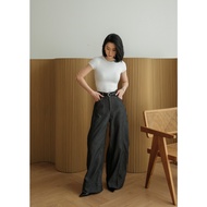 ALORA Pants | Madels | Women's trousers | Barrel Pants