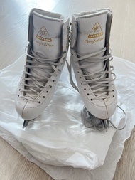 Jackson 溜冰鞋 competitor