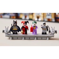 Lego 76271 Batman The Animated Series Gotham City