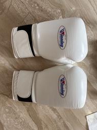 Winning Boxing Gloves 14oz White