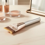 GECOMO Crescent Brush for Foundation – Lightweight, Streak-Free, Dual-Use Flat-Head, Multi-Purpose
