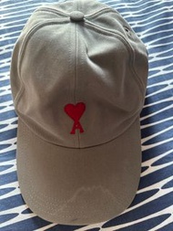 Ami cap