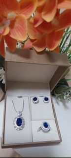 斯里蘭卡藍寶石套裝