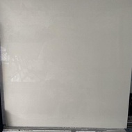 GRANITE TILE KREM POLOS HOMOGENOUS TILE KERAMIK LANTAI DINDING 60 x 60