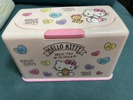 Skater Hello kitty 口罩盒