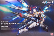 全新 PG 突自 1/60 1:60 突擊自由 seed destiny Perfect Grade Strike Freedom Gundam Model Kit 非metal build meta
