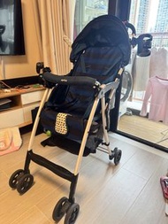 日本Aprica strollers 小童手推車