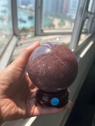🌈🌈清貨-只限順豐運費到付，我包紙箱，一圖一物😊  A525*全新紅草莓水晶球連底座