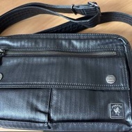 A221 Porter International 斜孭袋