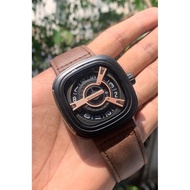 (HOT ITEM) SEVEN FRIDAY MEN WATCH