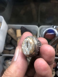 Cincin batu mustika tundung bawuk pengasihan kuat laki  dim batu 20x15x10 ring alpaka no 8-9