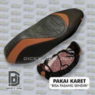 Cover Jok Seat Pelindung Jok Motor (Pakai Karet) Kusus Motor Honda Adv Vario160 Yamaha.