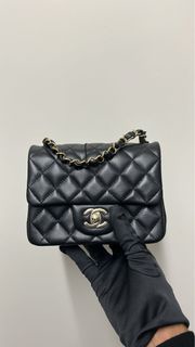 Chanel mini 17 方胖子英國🇬🇧單