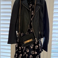 9成新Marc by Marc Jacobs牛皮壓紋側揹包/斜背包/手拿包