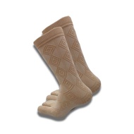 Premium embossed checkered thumb socks