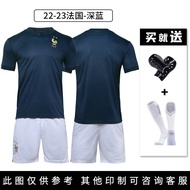 2022 World Cup เครื่องแบบฟุตบอลที่ปรับแต่งได้สําหรับผู้ชายทีมชาติฝรั่งเศสหมายเลข 10 Mbappe ชุดฟุตบอล
