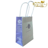 It's a 10 luxury cosmetic gift paper bag [TT]