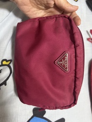 Prada 紅色化妝包
