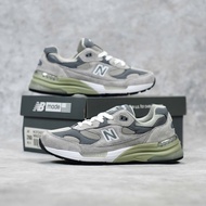 Sepatu New Balance 992 Grey