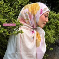 EZRASCARVES REMBULAN & BATIK SERIES BAWAL SQUARE HIJAB