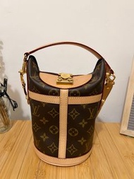 Lv duffle bag / bucket bag/ 水桶包/ 薯條包 / 手袋 M43587
