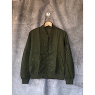 Uniqlo Global Uniqlo Jacket (CODE 8180)