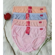 Women's panties can be used for adults, pregnant women, flexible