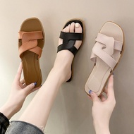 selipar wanita sandal perempuan selipar perempuan 2024 Women's Macaron-Inspired Cross Strap Slippers