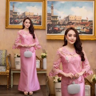 GBK งานเซ็ท เสื้อลูกไม้+กระโปรงหางปลา มี6สี รหัส C1001