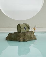 Labella :รุ่น Luna M ไซต์ใหญ่ กระเป๋าสะพายสายโซ่ ไซต์ M (8 สี)