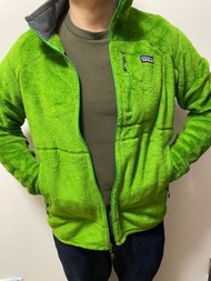 （全新）Patagonia M's R2 jkt  (size:L)