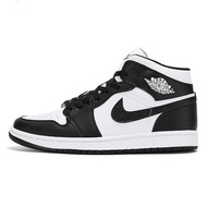 【正品特賣】Nike Air Force 1 AF1 AJ Size：36 - 47 aj1男鞋高幫黑紅脚趾紅色女款芝加哥空軍一號龍年板鞋