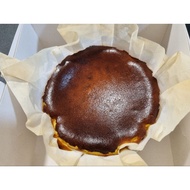 Basque Burnt Cheesecake 6" (850g)