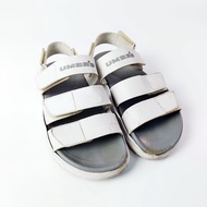 Umbro Strappy Sandals UK 5 EU 38 US 6 24 cm. Second Hand