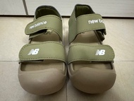 New Balance 兒童涼鞋 魔術貼包頭涼鞋 小童涼鞋 護趾涼鞋  27碼 New Balance children's sandals closed-toe sandals with Velcr