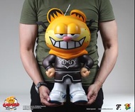 《 FOOLS PARADISE - LEON // KUNG FU XL 50cm GARFIELD 何金銀 阿銀 FIGURE 》