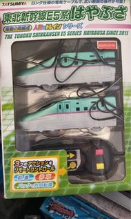 Tarca Tomy Tatsumiya Tohoku Shinkansen E5 Series Hayabusa Remote Control Train