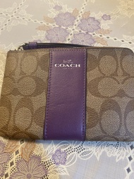 Coach Signature 紫色手拿包