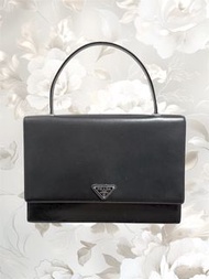 Prada 女士公事包